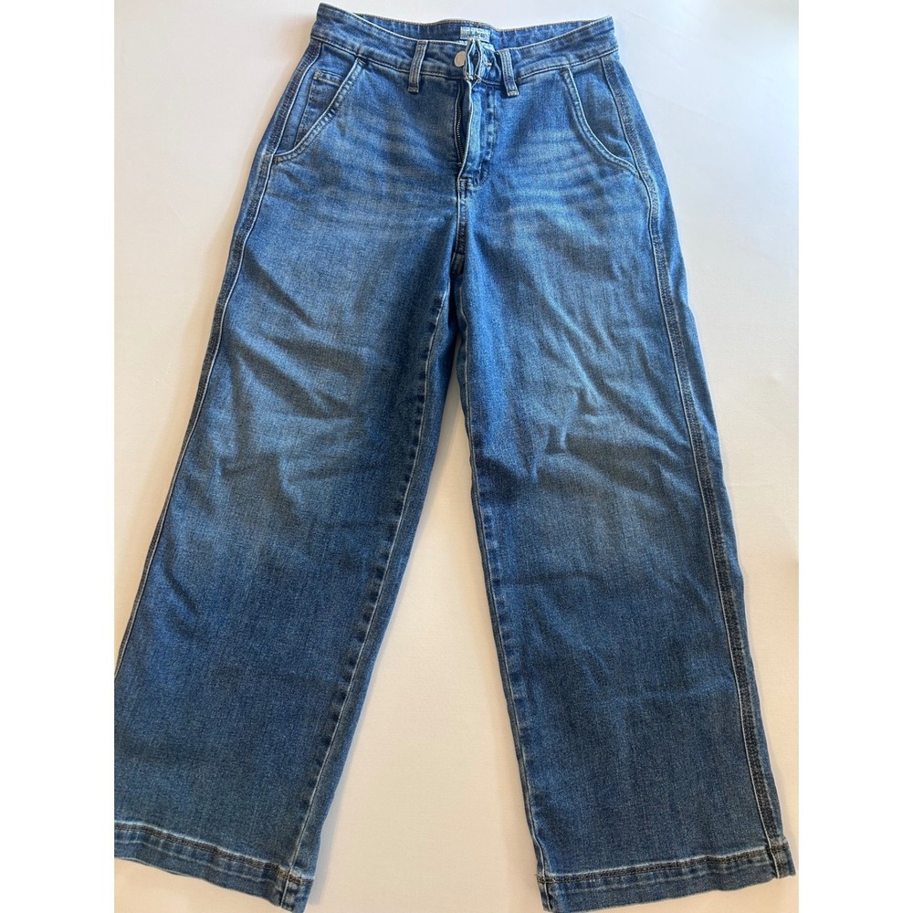 LL Bean Classic Fit Jeans Womens 4 Reg Blue Wide Leg High Rise Patch Pocket